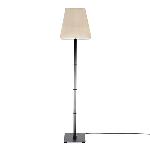 Salisbury Floor Lamp in Matt Black