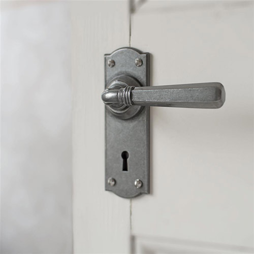 Chester Handle, Nowton Keyhole Plate, Polished