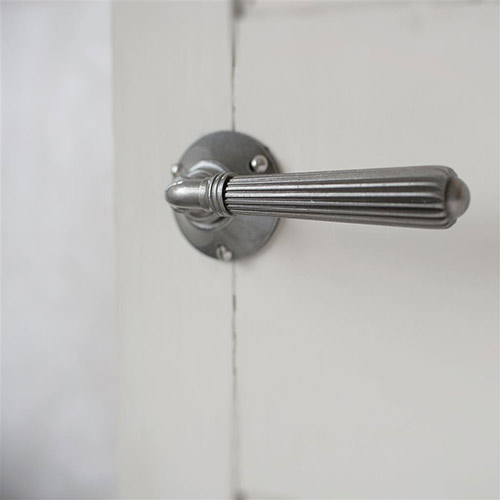 Bromley Handle, Rowley Plate, Polished