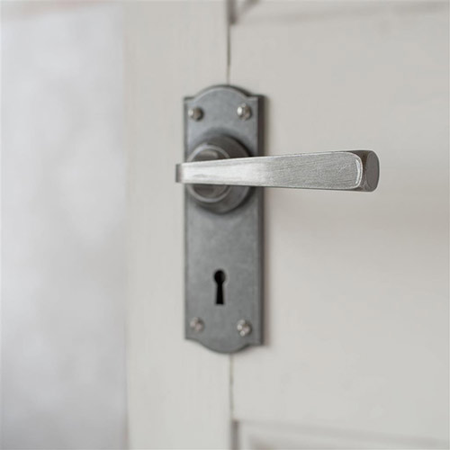 Manson Handle, Nowton Keyhole Plate, Polished