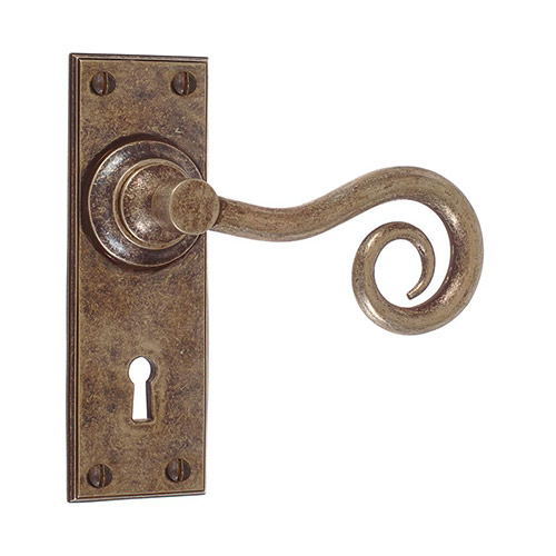 Curled Handle, Ripley Keyhole Plate, Antiqued Brass