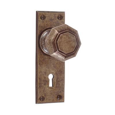 Shaftesbury Knob, Ripley Keyhole Plate, AntiquedBrass