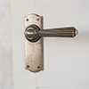 Bromley Handle, Nowton Plain Plate, Antiqued Brass