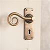 Curled Handle, Ilkley Keyhole Plate, Antiqued Brass