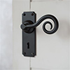 Curled Handle, Ilkley Keyhole Plate, Matt Black