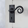 Curled Handle, Ripley Keyhole Plate, Matt Black