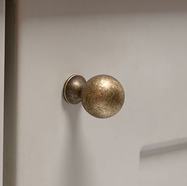 Small Dawson Cabinet Knob