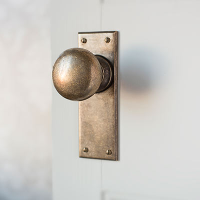Holkham Door Knob, Bristol Plain Plate