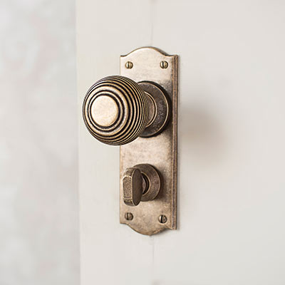 Reeded Door Knob, Nowton Privacy Plate