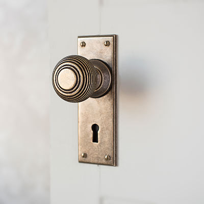 Reeded Door Knob, Ripley Key Plate