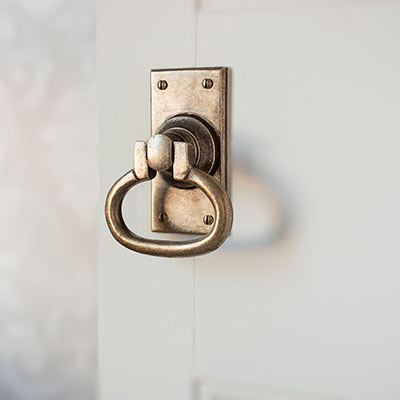 Foxhall Handle, Bristol Short Plate