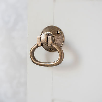 Foxhall Handle, Rowley Plate