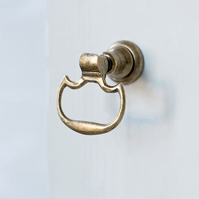 Mews Drop Handle 