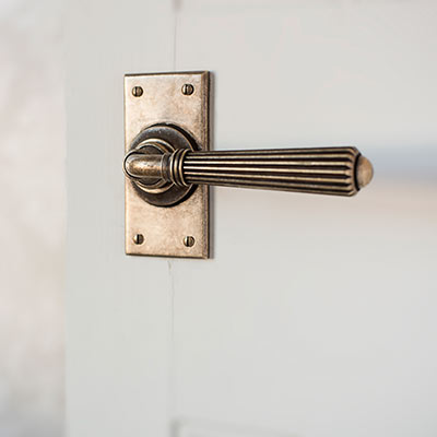 Bromley Handle, Bristol Short Plate