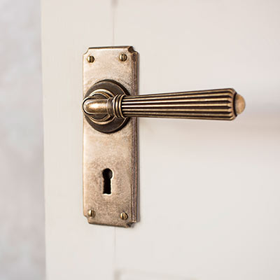 Bromley Handle, Ilkley Keyhole Plate