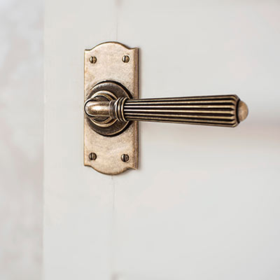 Bromley Handle, Nowton Short Plate