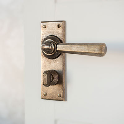 Chester Handle, Bristol Privacy Plate
