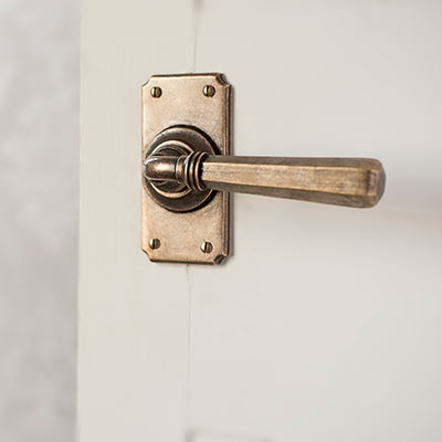 Chester Handle, Ilkley Short Plate