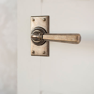 Chester Handle, Ripley Short Plate