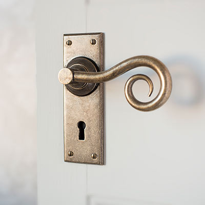 Curled Handle, Bristol Keyhole Plate