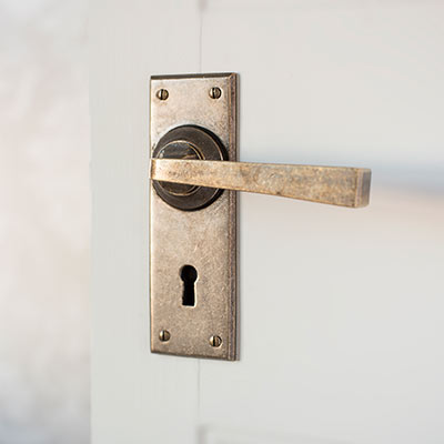 Manson Handle, Bristol Keyhole Plate