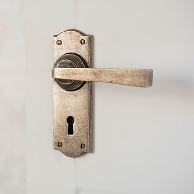 Manson Handle, Nowton Keyhole Plate