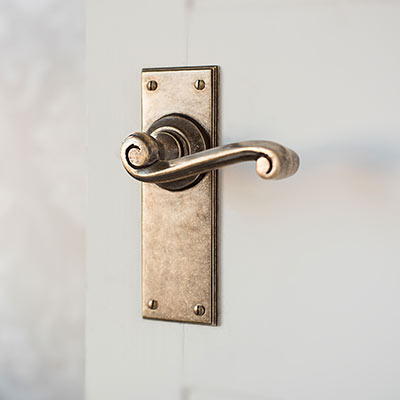 Regency Handle, Ripley Plain Plate