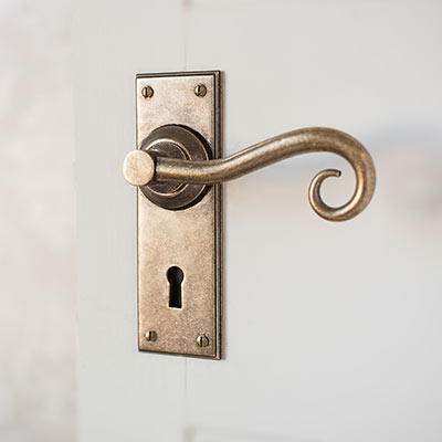 Scrolled Handle, Ripley Keyhole Plate