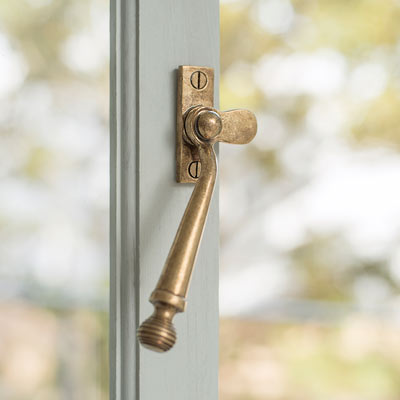 Georgian Window Latch (Right)