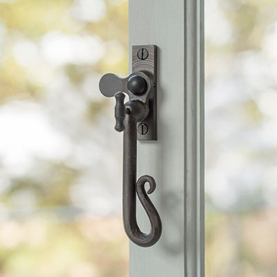 Shepherd's Crook Lockable Latch (Left)