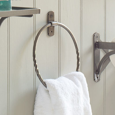 Pembroke Towel Ring 