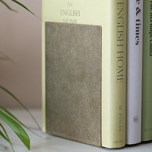 Plain Bookend