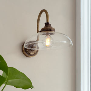 Hudson Wall Light