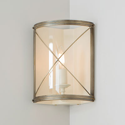Hamilton Corner Wall Light 