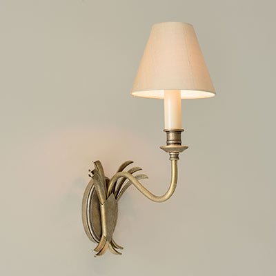 Single Plantation Wall Light 