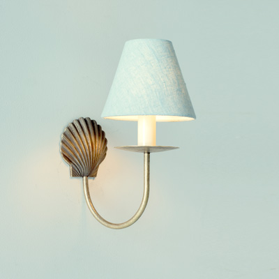 Single Shell Wall Light 