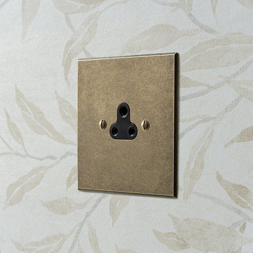 2amp Round Pin Socket Bevelled Plate