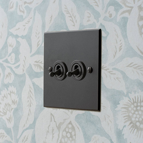 2 Gang Black Dolly Black Bevelled Plate