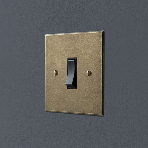 Handcrafted switches & sockets