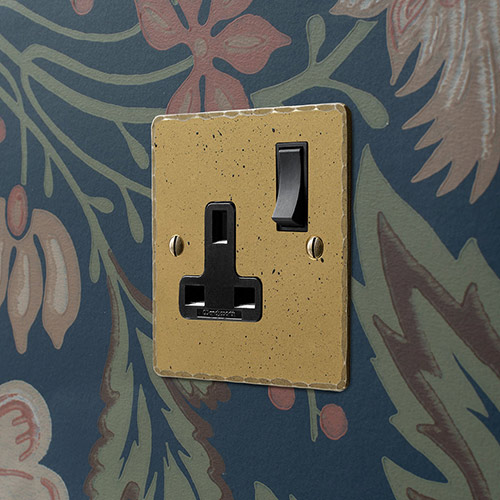 1 Gang Plug Socket Black Switch Hammered