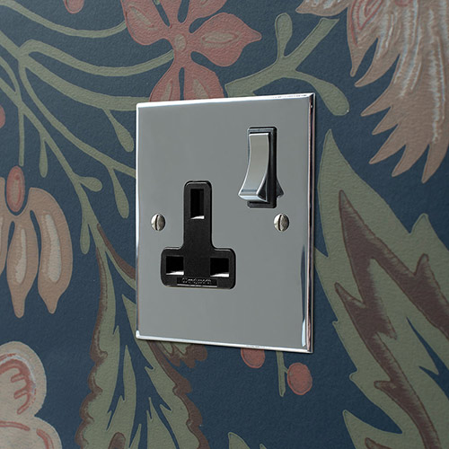 1 Gang Plug Socket Chrome Switch Bevelled