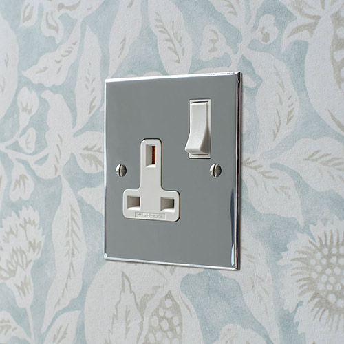 1 Gang Plug Socket White Switch Bevelled 