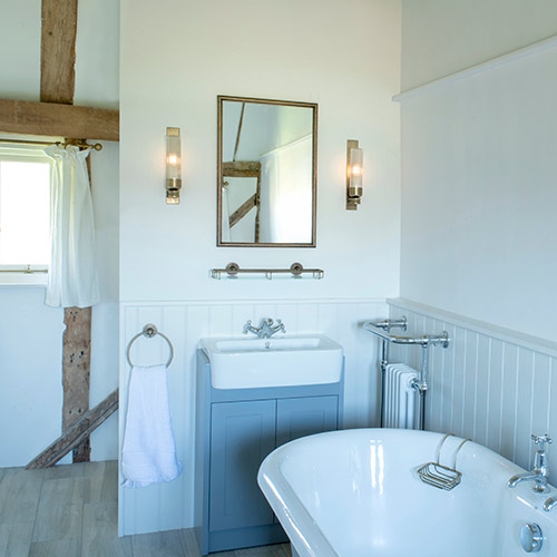 Stamford mirror