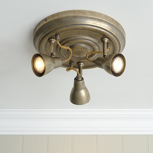 Triple Edgeware Spotlight Rose