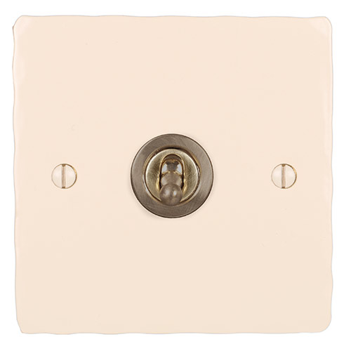 1 Gang Brass Dolly Switch Plain Ivory Hammered Plate