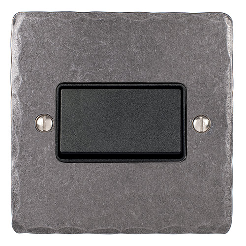 Triple Pole Isolator Polished Hammered Plate, Black Insert