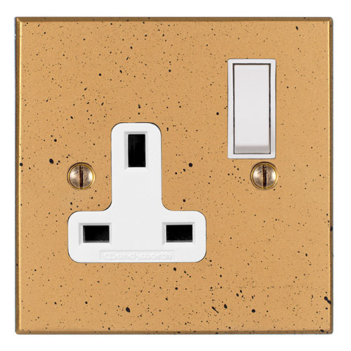 1 Gang Plug Socket Old Gold Bevelled Plate, White Switch