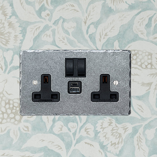 2 Gang Dual Usb-A/C Port Plug Socket, Black Switch, Hammered