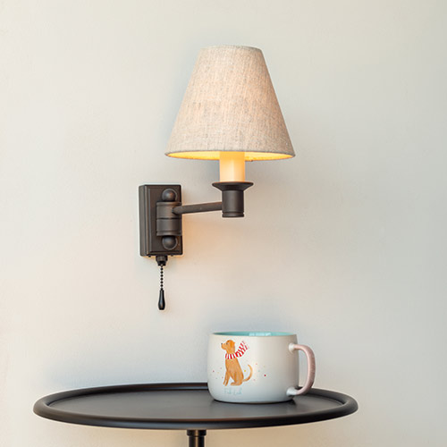 Hanson Library wall light with pull cord