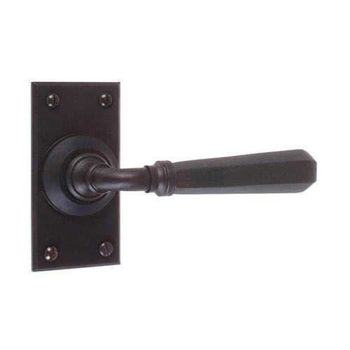 Chester Handle, Bristol Short Plate, Beeswax